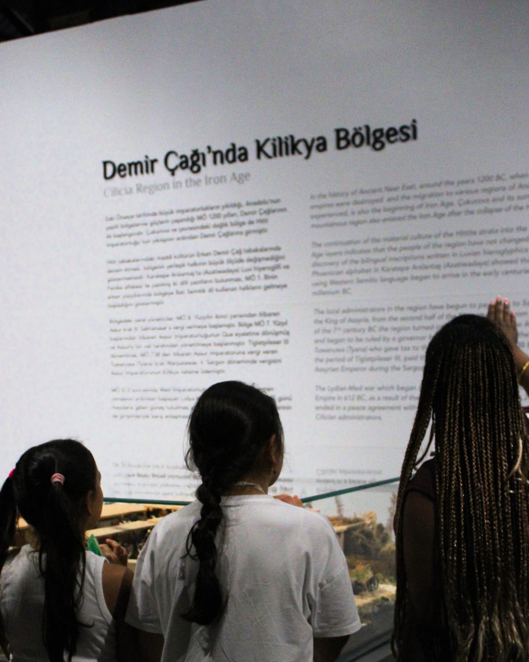 Students learning together on a field trip